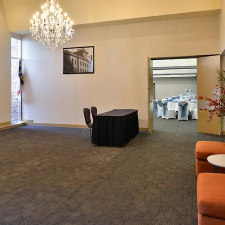 Hawthorne Inn & Conference Center