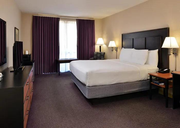 Hawthorne & Conference Center Hotel