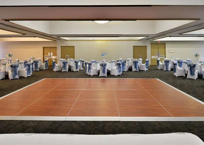 Hotel Hawthorne & Conference Center 3*