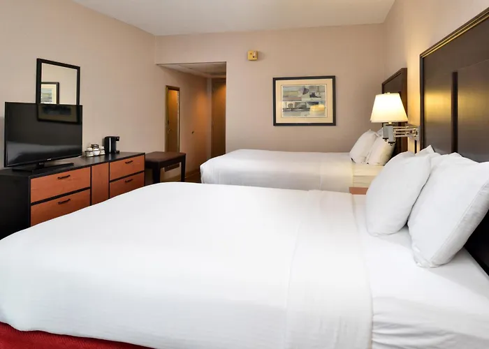 Hotel Hawthorne & Conference Center 3*