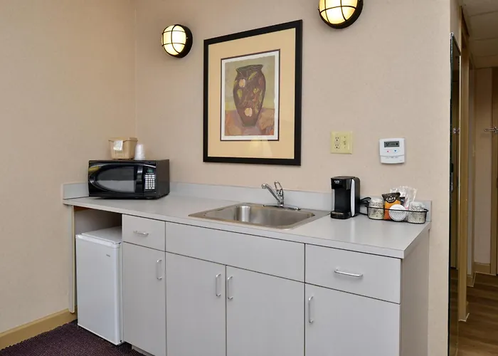 Hawthorne & Conference Center Hotel Winston-Salem