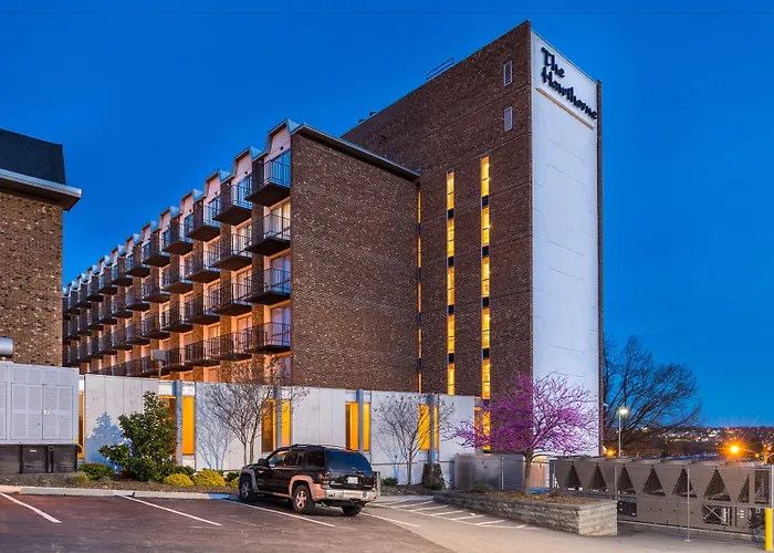 Hawthorne & Conference Center Hotel 3*