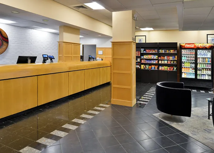 Hawthorne & Conference Center Hotel 3*