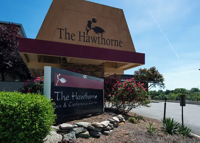 Hawthorne & Conference Center 3*