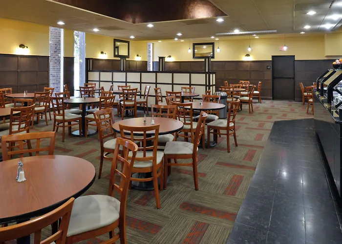 Hotel Hawthorne & Conference Center