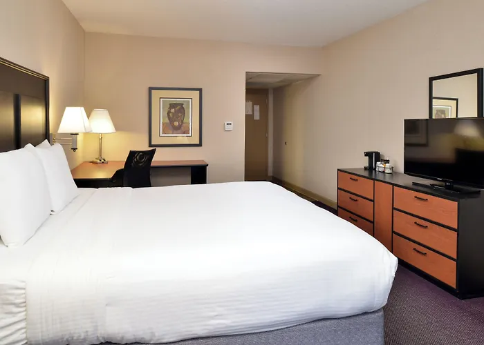 Hotel Hawthorne & Conference Center