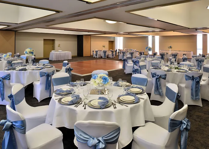 Hawthorne & Conference Center Hotel
